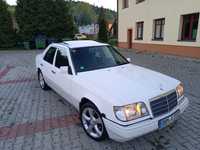 Mercedes Benz W124 E 220