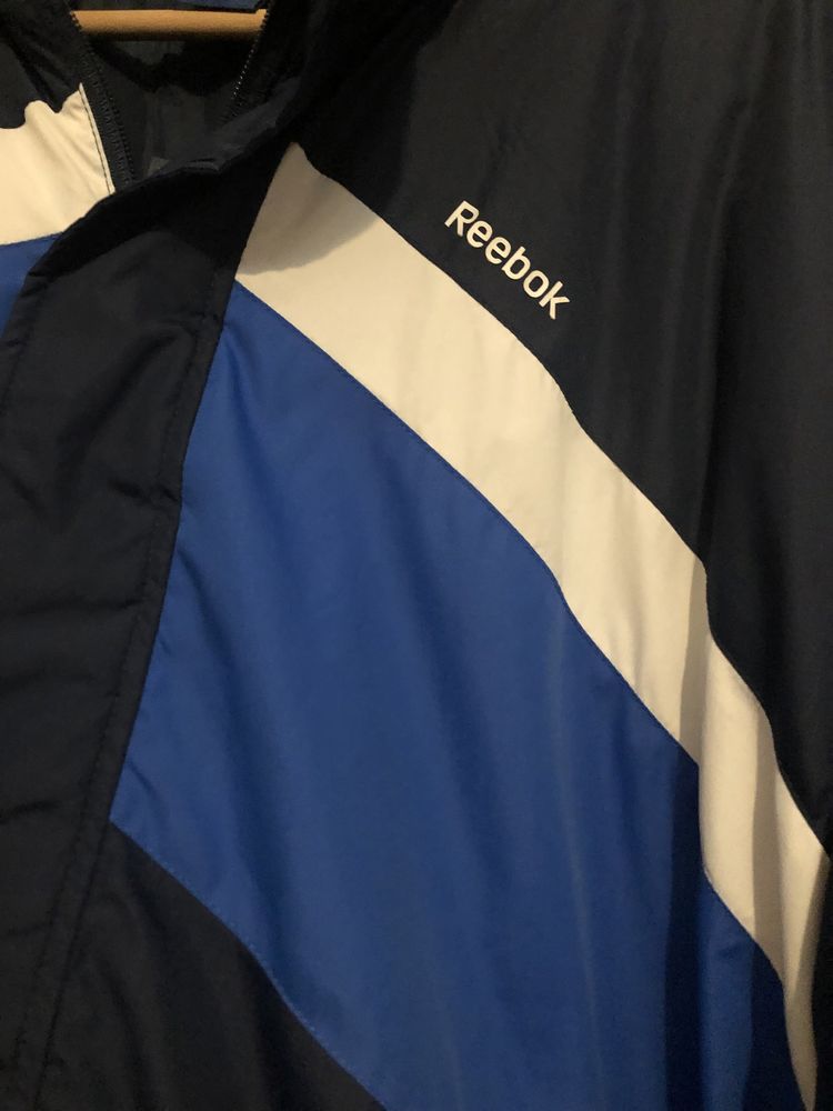 Чоловіча куртка Reebok розміру XL