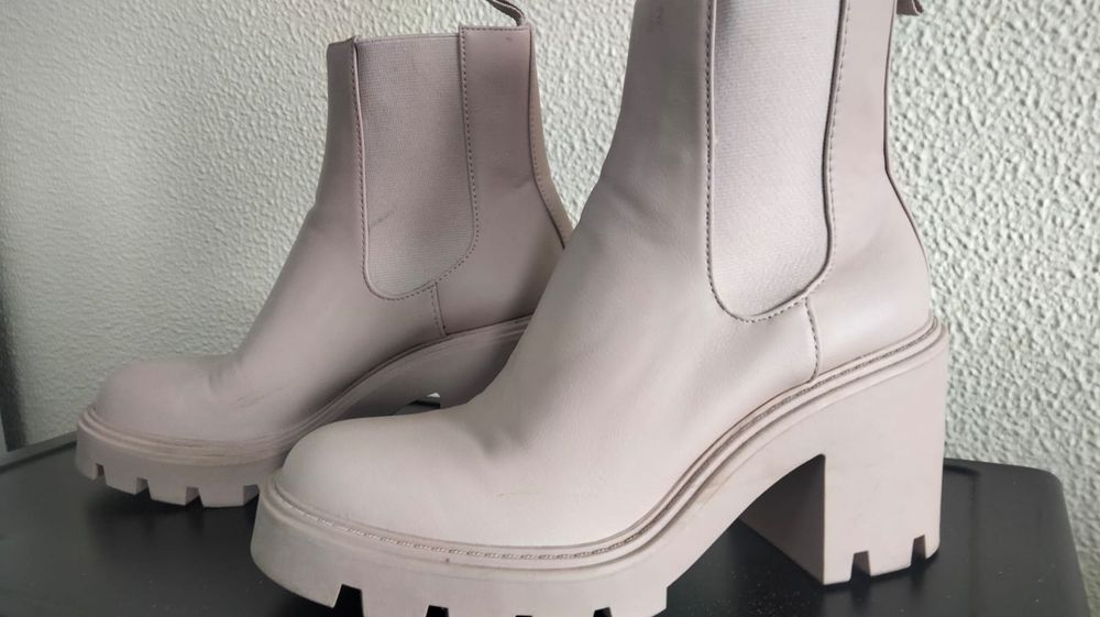 Mulher moda calçado