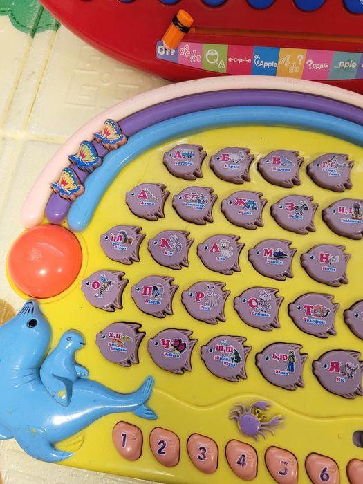 Лот. Інтерактивні планшети Чарівна абетка.