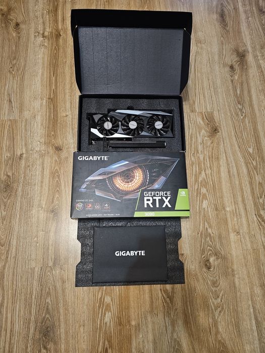 Gigabyte RTX 3090 gaming OC 24G