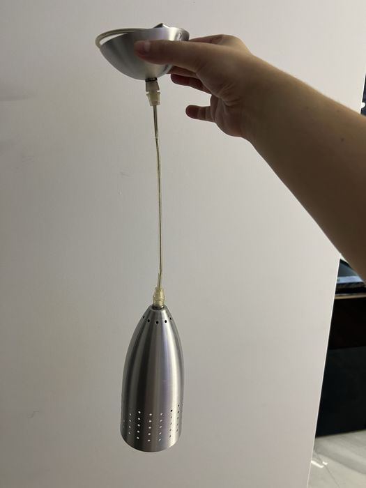 Lampka żyrandol do powieszenia na suficie