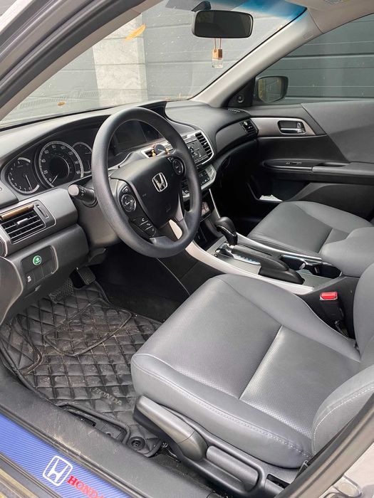 HONDA ACCORD 2012 2.4 бенз