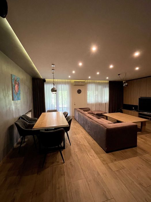 Будинок 203,2 м, великий підвал, ділянка 0,0162 га Дідовиця Вишгород