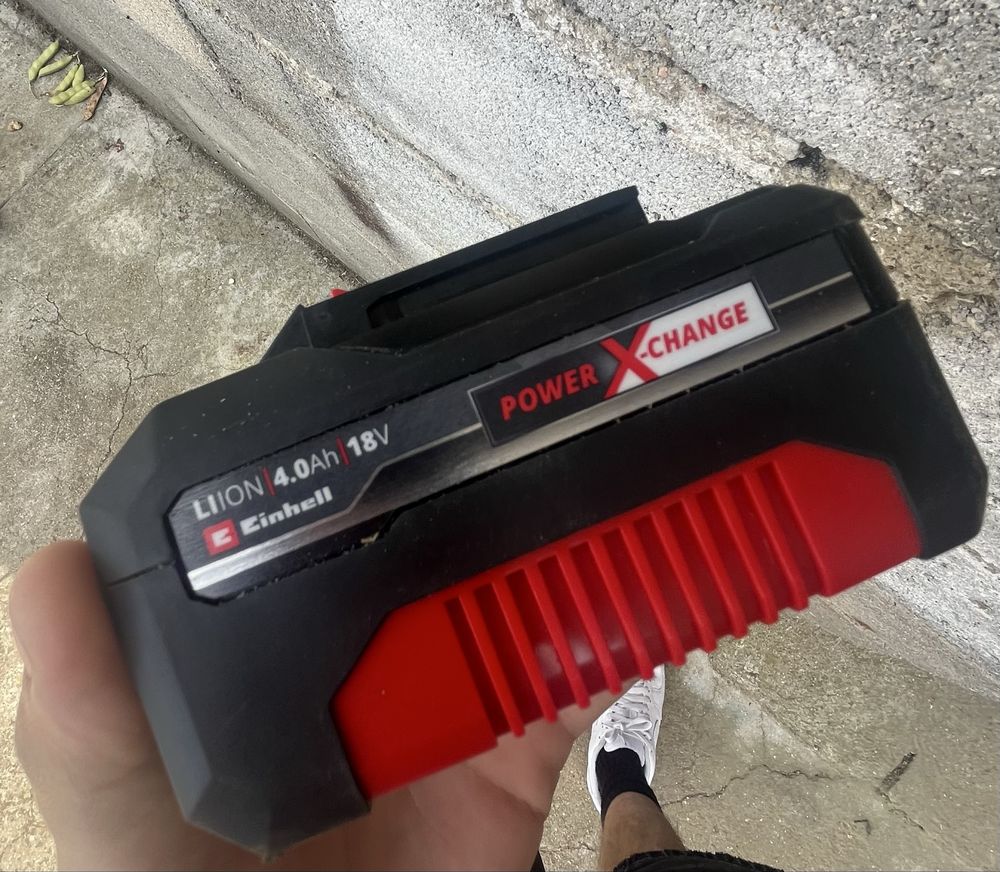 Sachadora a bateria einhell nova