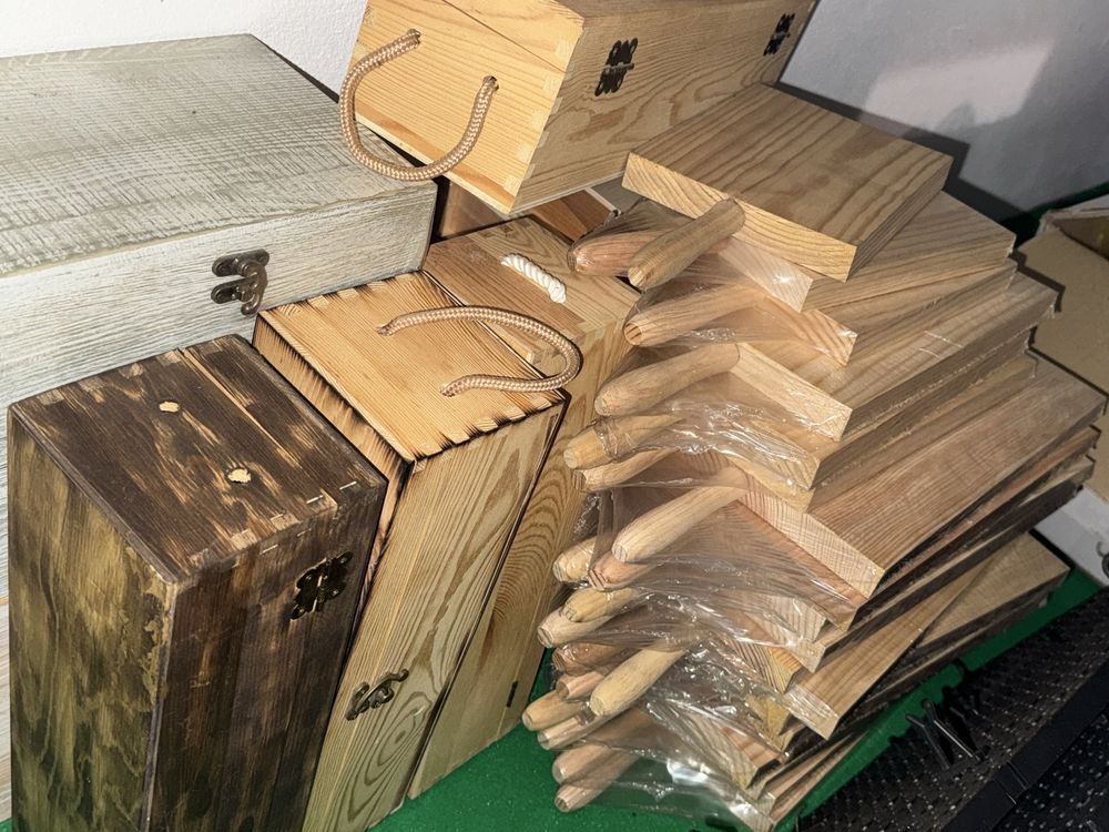 Maquina laser mais material pronto a trabalhar