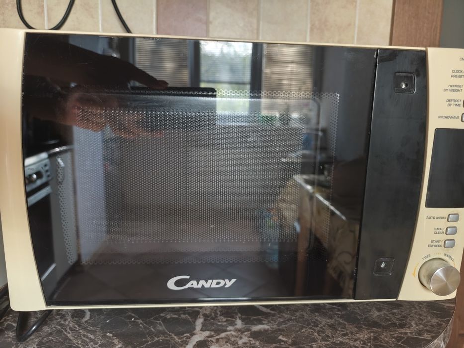 Продам мікрохвильову піч б/у