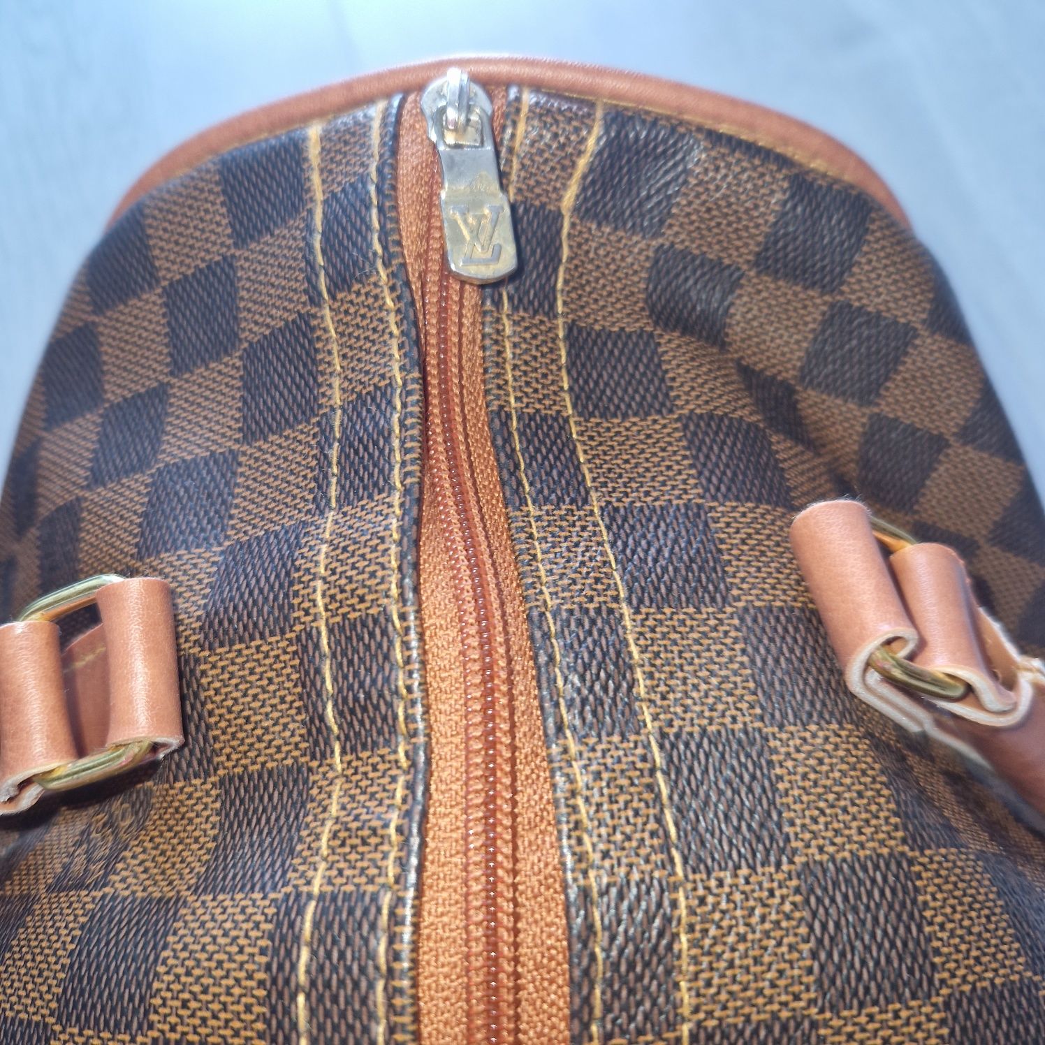 Louis Vuitton klasyczna torba podrozna