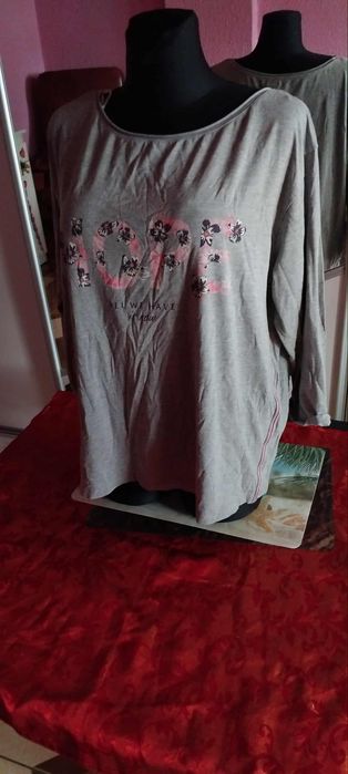 Bluza szara z napisami kwiaty