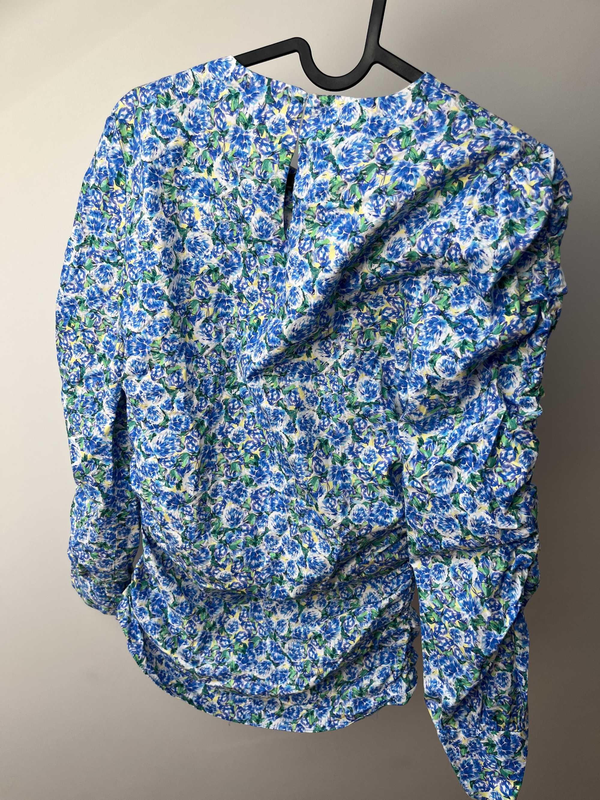 Niebieska Bluzka ZARA w Kwiaty Rozmiar M Bawełna lato old money casual