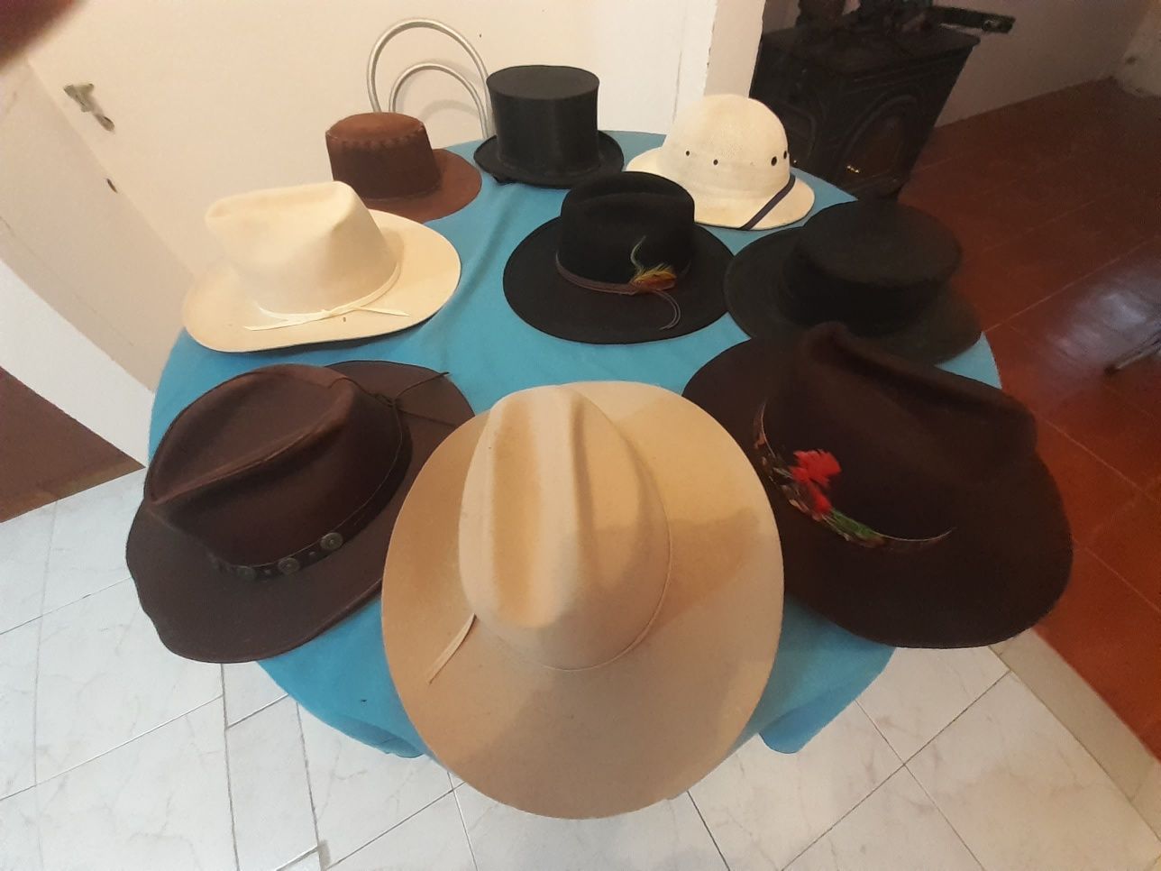 Chapeus vintage anos 80