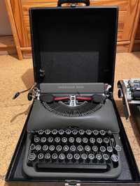 Conjunto Máquinas de Escrever Antigas (Marcas Remington + Olympia)