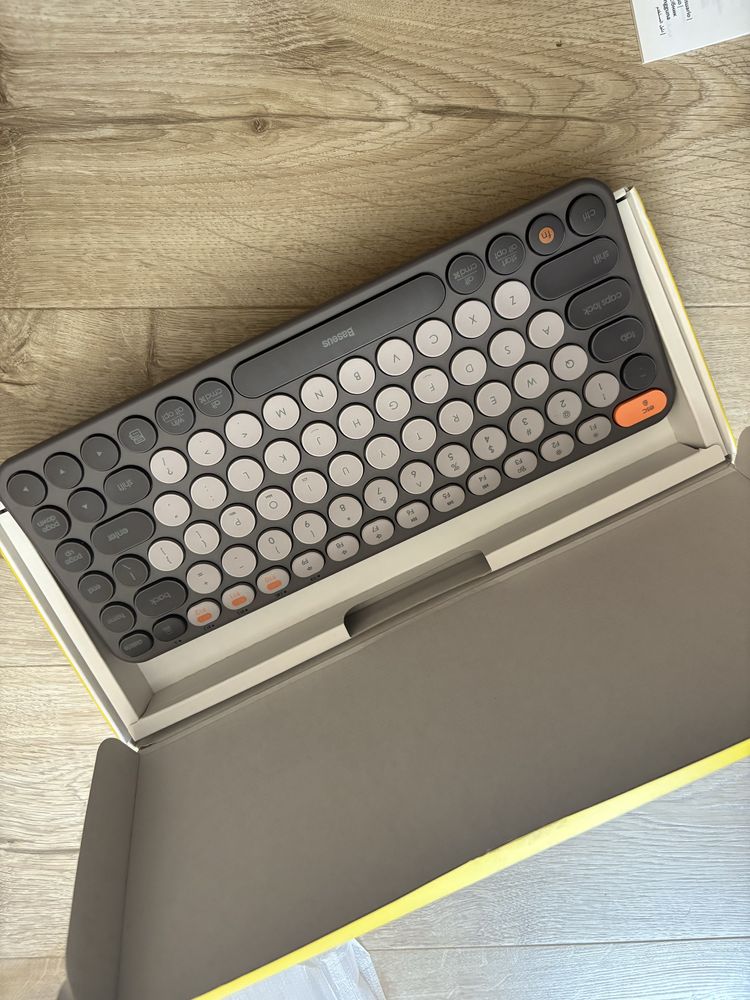Клавіатура безпровідна. Baseus K01A Wireless Tri-Mode Keyboard.