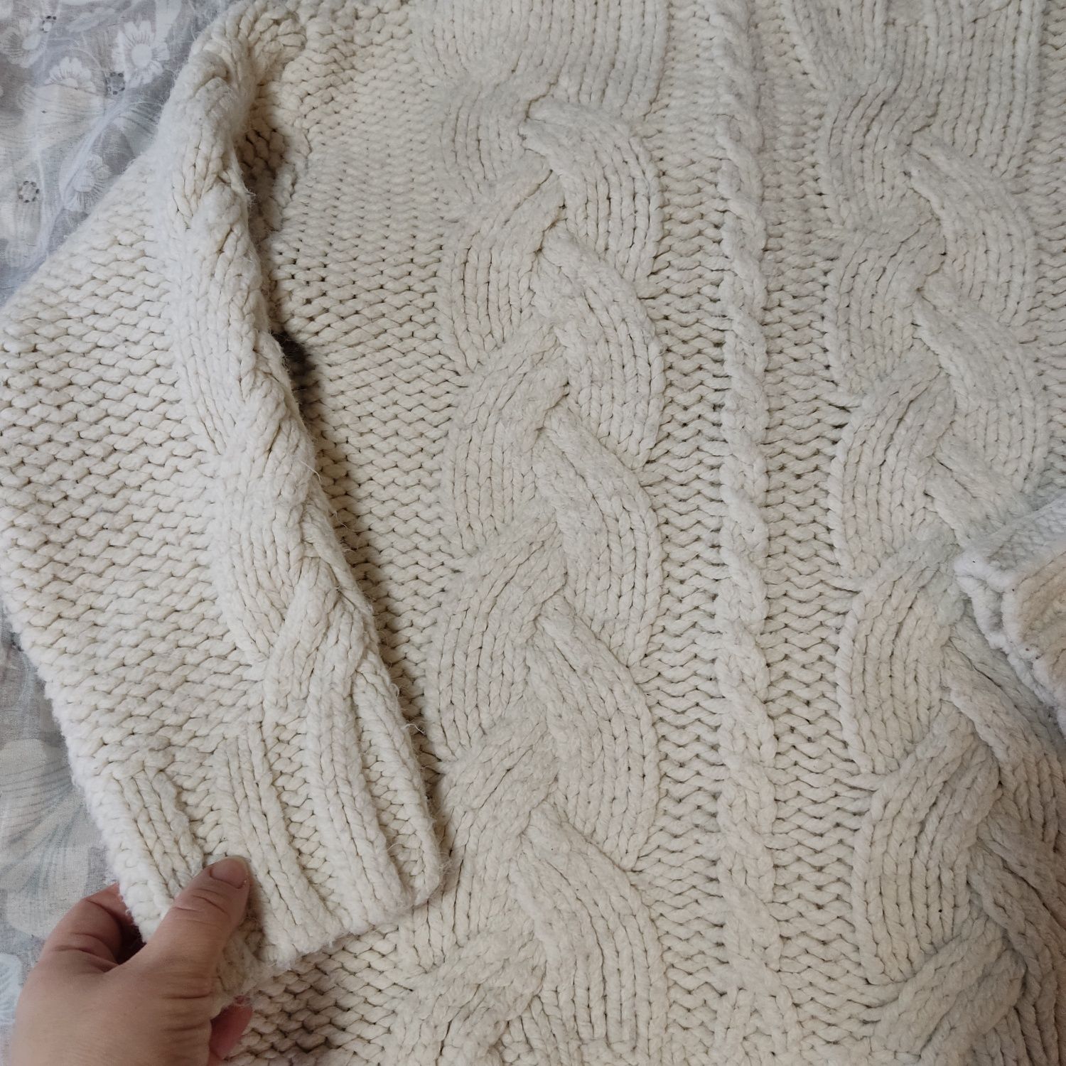 Sweter z golfem oversize damski