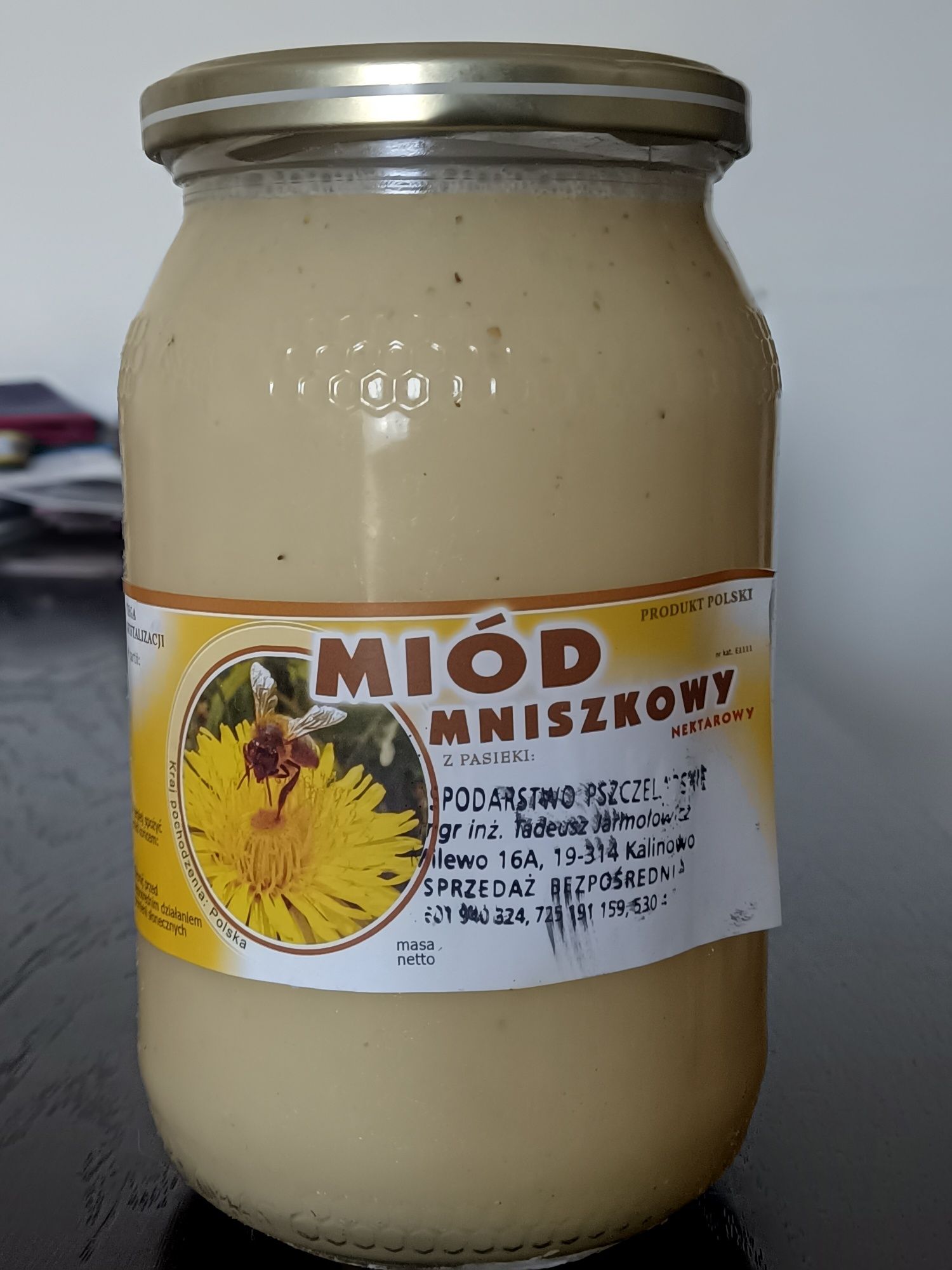 Miód lipowy naturalny z mazurskich terenów zielonych
