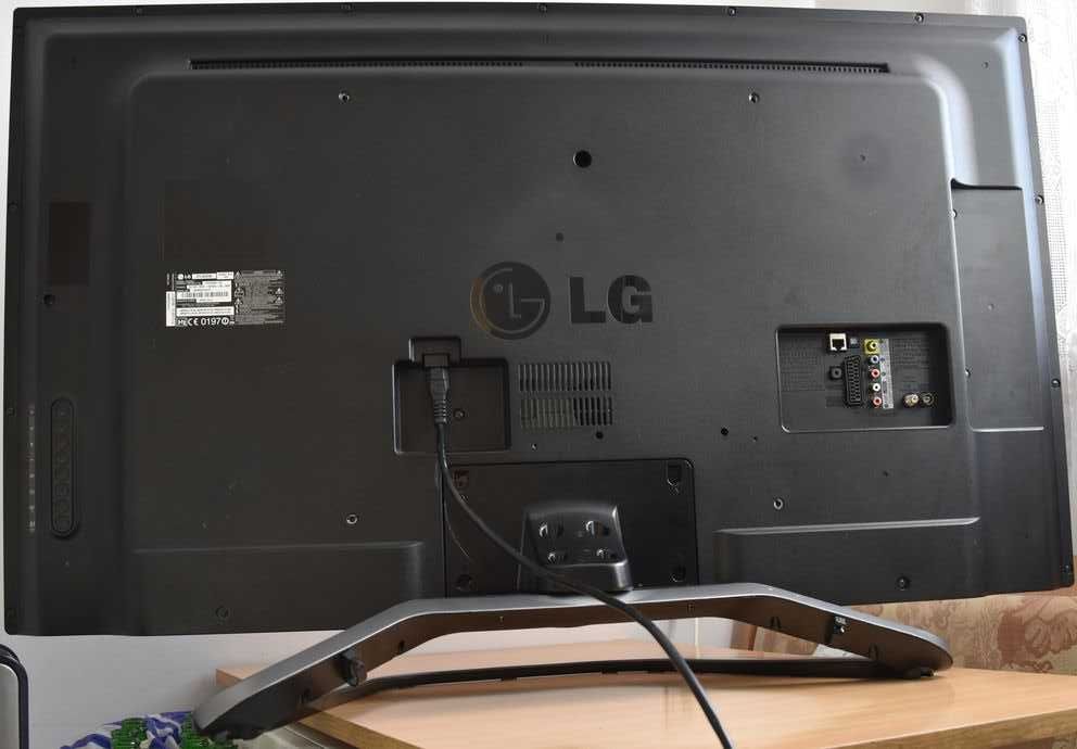 TV LED 47’’ z Pilotem LG 47LA6208 SMART (Wi-Fi) Full HD