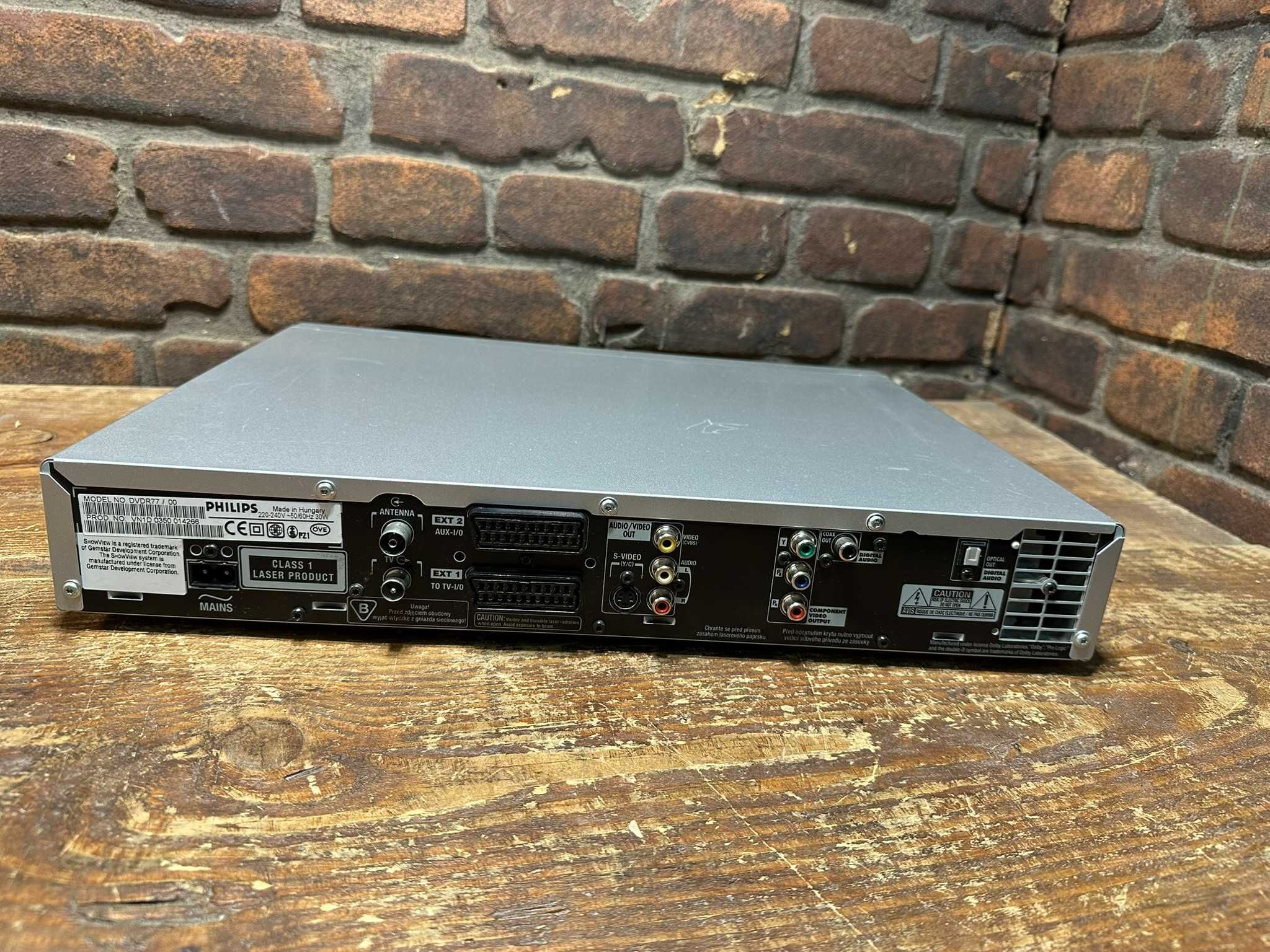 Odtwarzacz nagrywarka DVD Philips dvdr77
