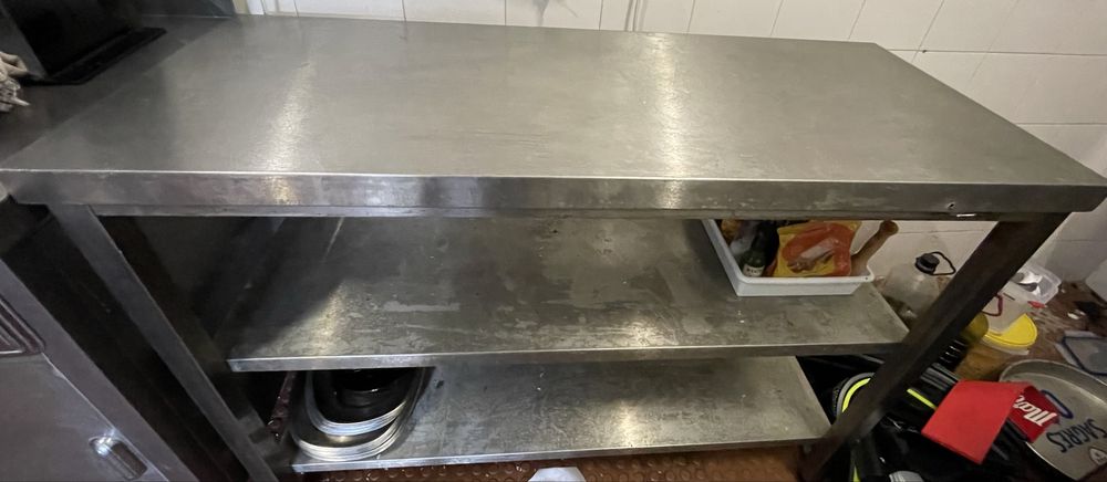 Mesa Inox Profissional – 3 Prateleiras