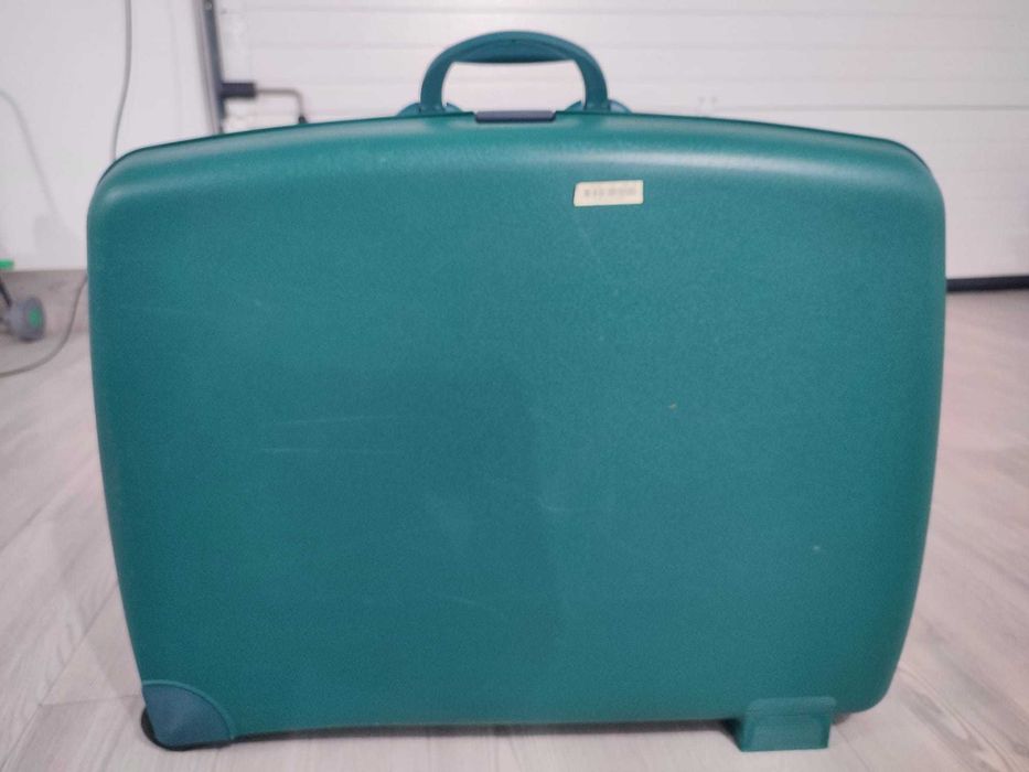 Mala / Trolley de viagem da (marca delsey)