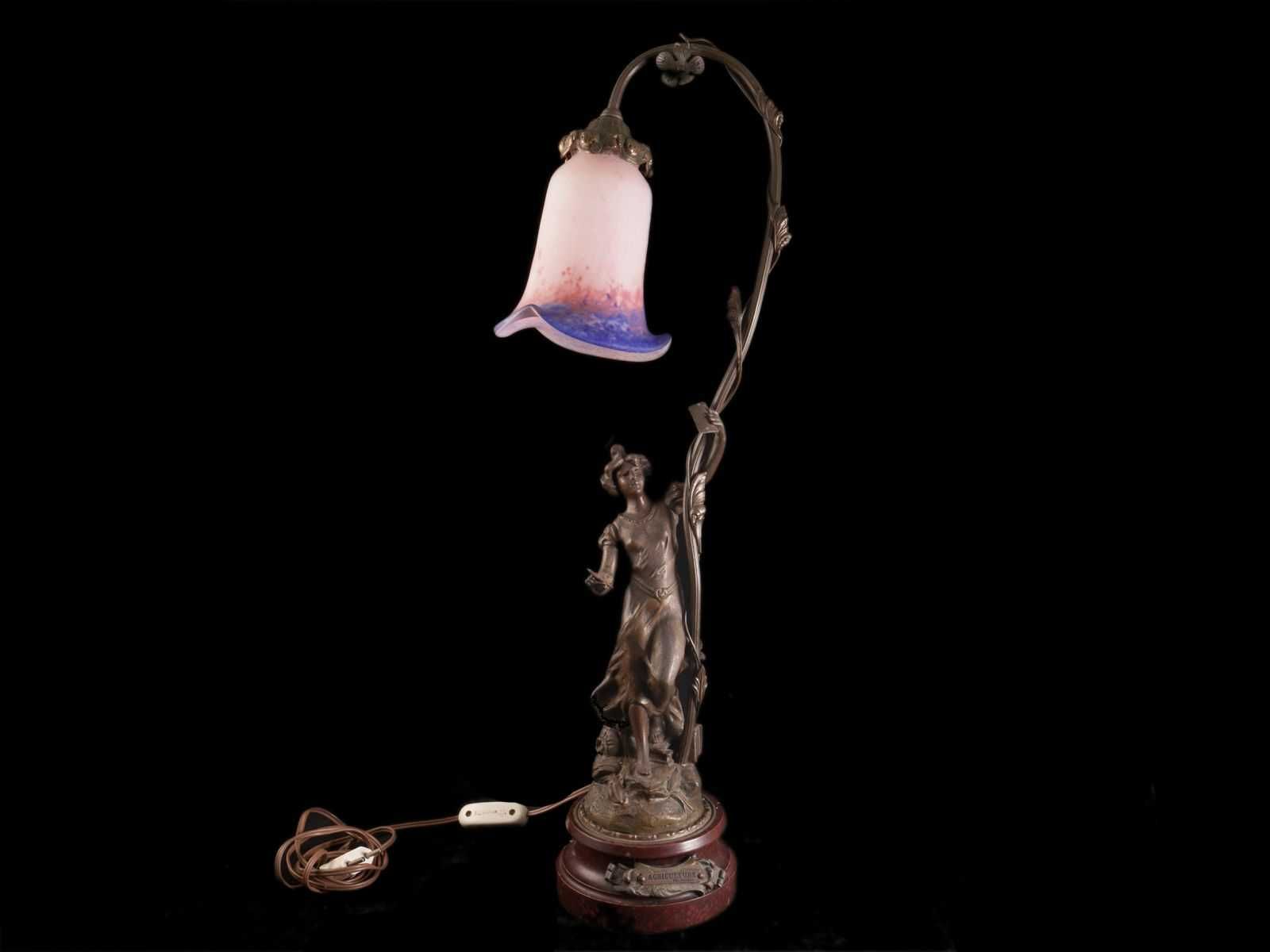 Candeeiro de Mesa Arte Nova
