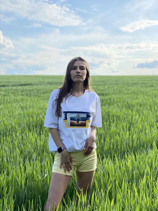 Базова футболка оверсайз