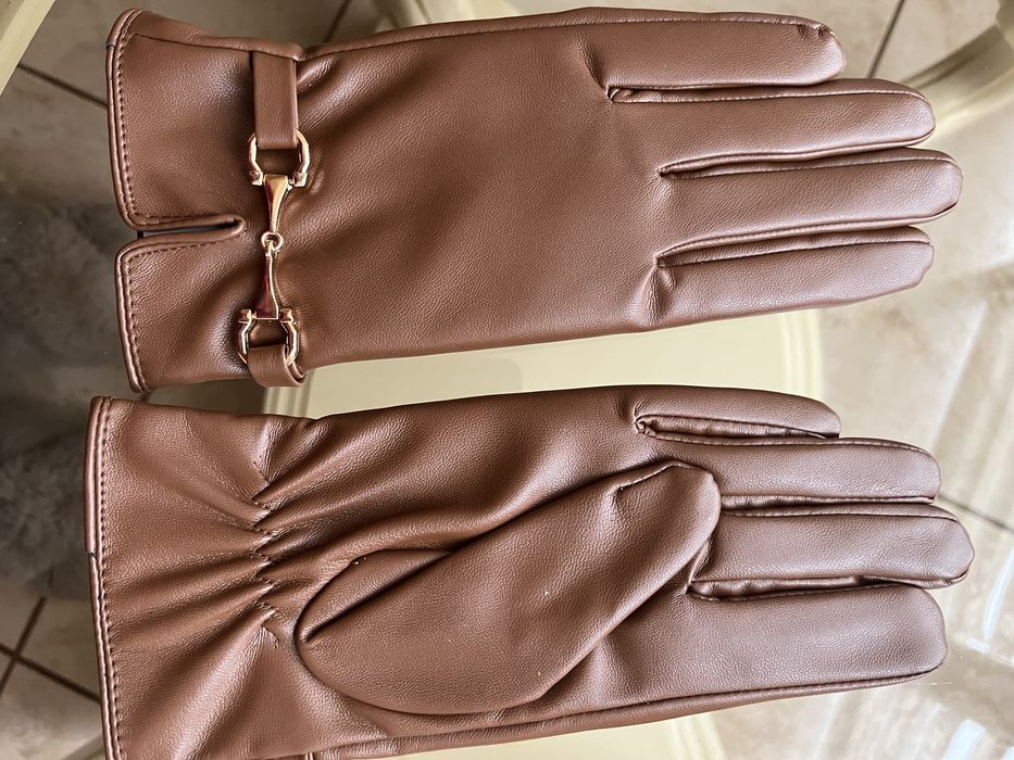 Теплі жіночі рукавички