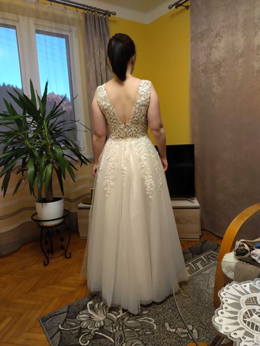 Sprzedam suknię ślubną