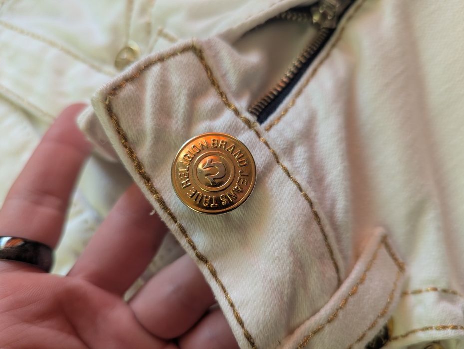 Джинсы True Religion