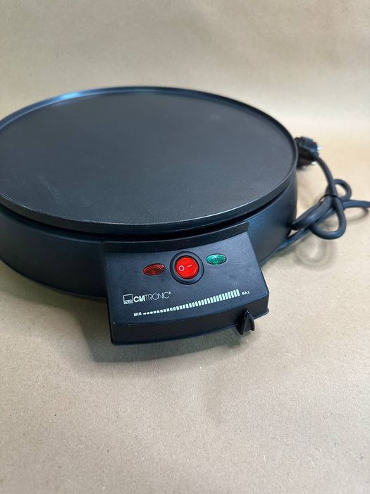 Пристрій для млинців Clatronic CM 3372