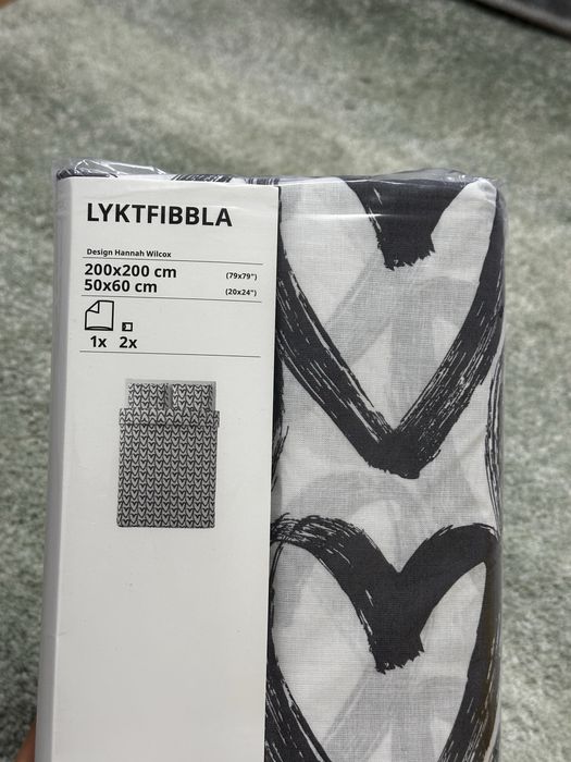 Постільна білизна IKEA