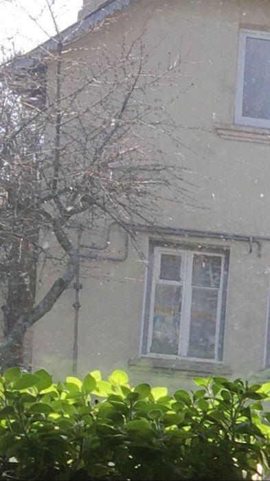 Продам 2х поверх. будинок з участком  10 сот.біля метро Перемога