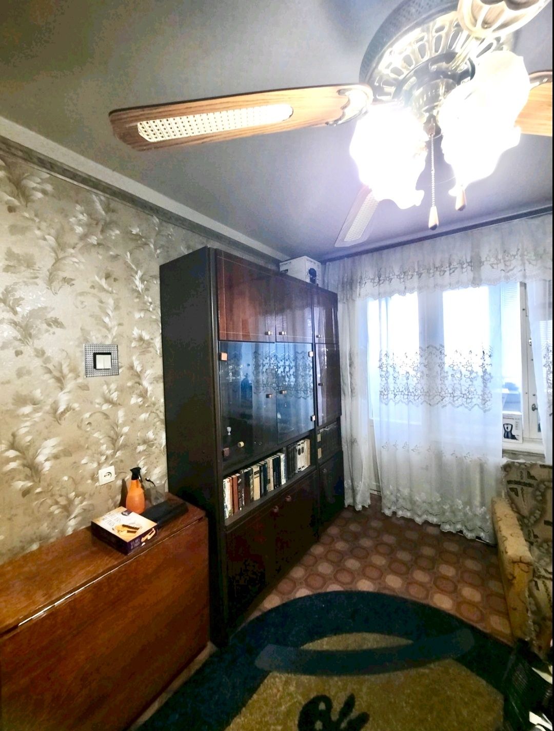Продам 2ком Коммунар/Покровский