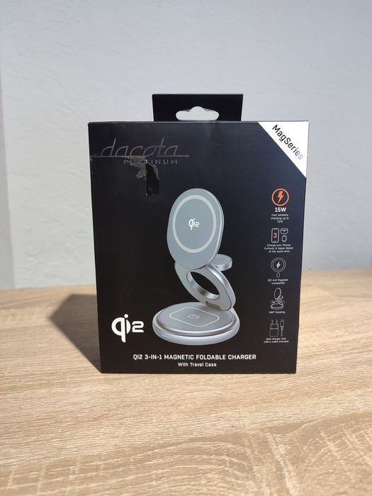 Магнітний складний зарядний пристрій Dacota Platinum Qi2 3-в-1