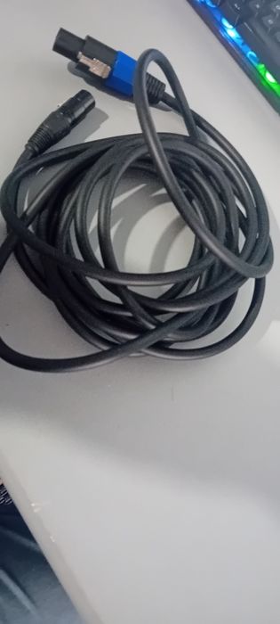 Cabo Speakon Male/XLR Fermale 5 metros