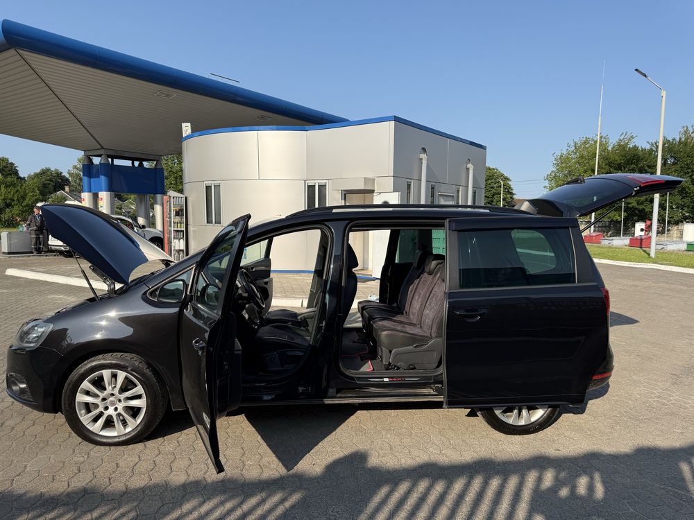 Seat Alhambra 2011 • 2.0 TDI • 7 місць