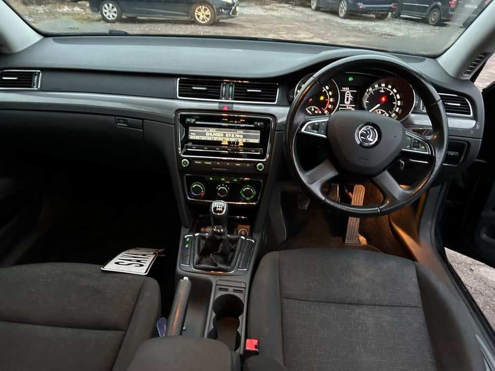 Розборка шкода суперб 2 Skoda Superb 2 2013 1.6tdi CAYC капот, бампер