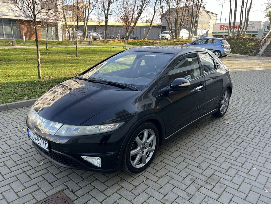 Honda Civic 8 ufo 1.8 benzyna + lpg