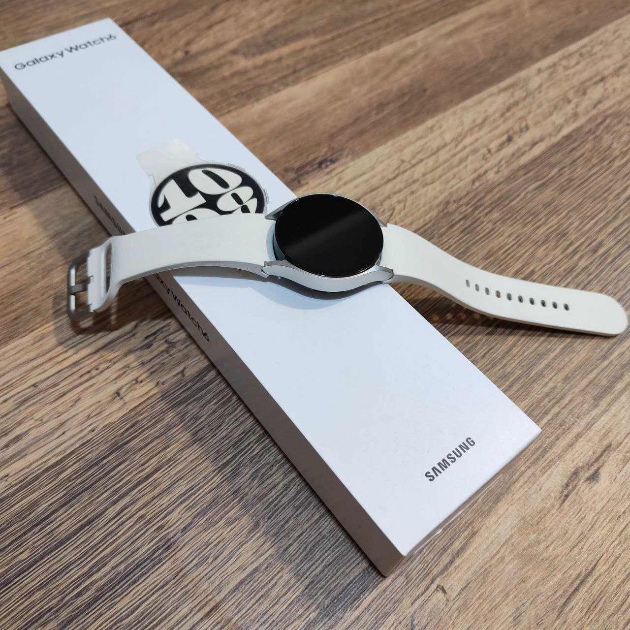 Смарт-годинник Samsung Galaxy Watch 6 40mm eSIM, на гарантії +1 рік