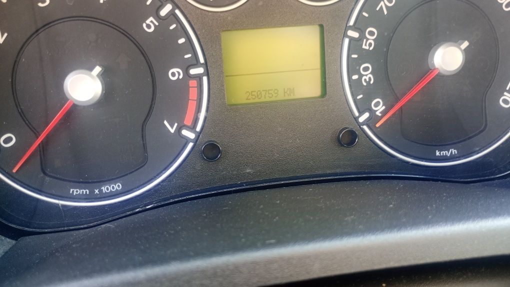 Ford fiesta 1.4 benzyna