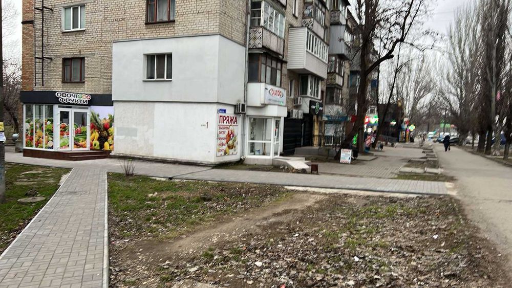 Пр.Миру р-н ринку Колос торгове приміщення 66 кв.м. ціна 90 тис.у.о.