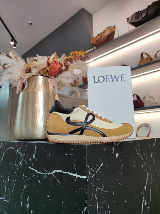 Кросівки Flow Runner In Nylon And Suede Gold/Black