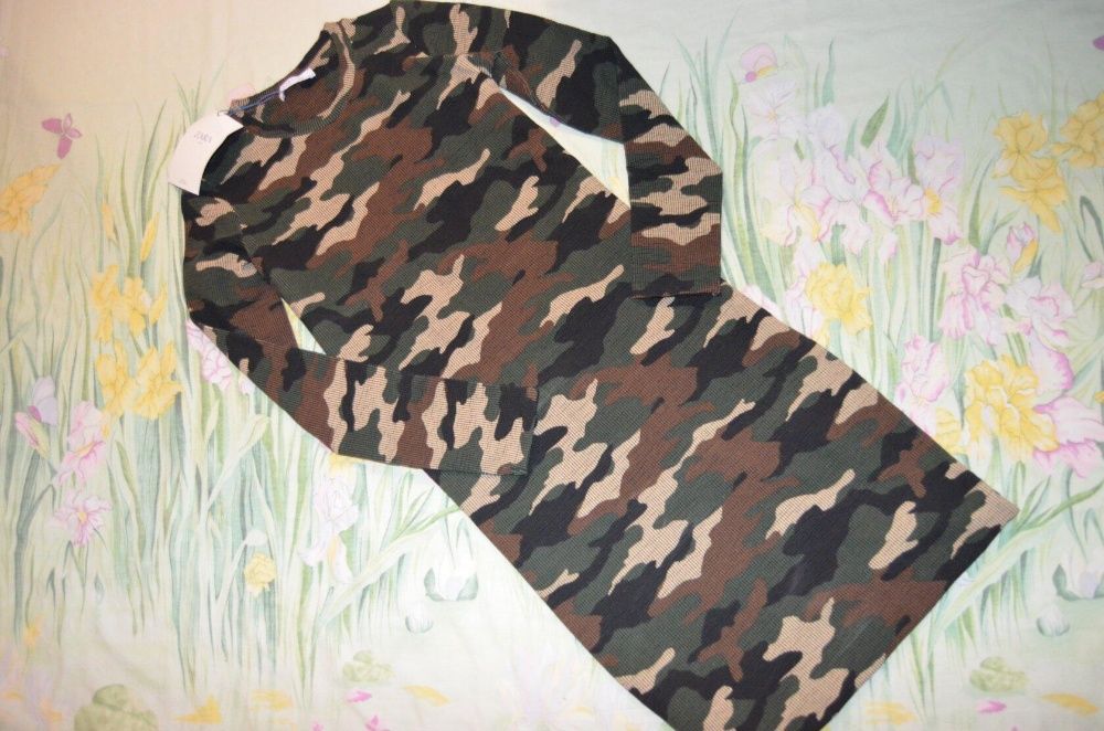 Платье Zara . Разм. S