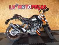 KTM Duke 125 ano 2012 para vender por peças.