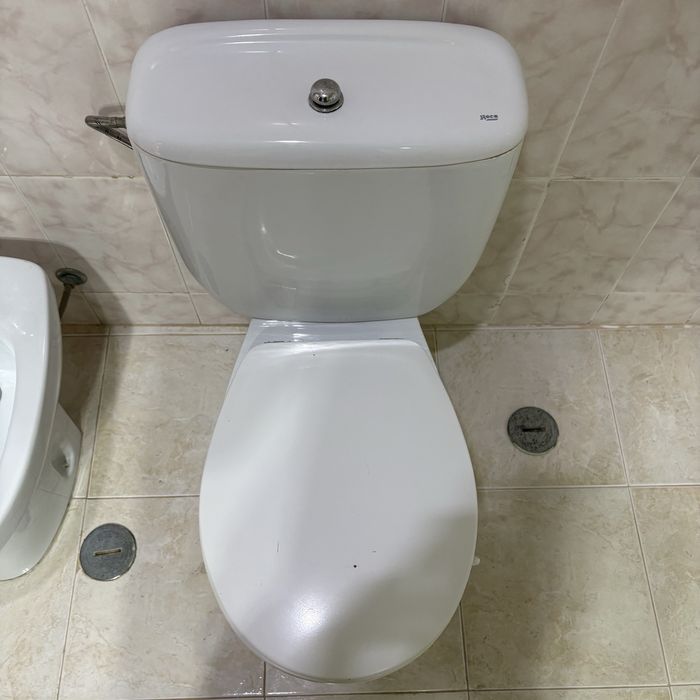 Sanita Retrete Marca Roca em bom estado