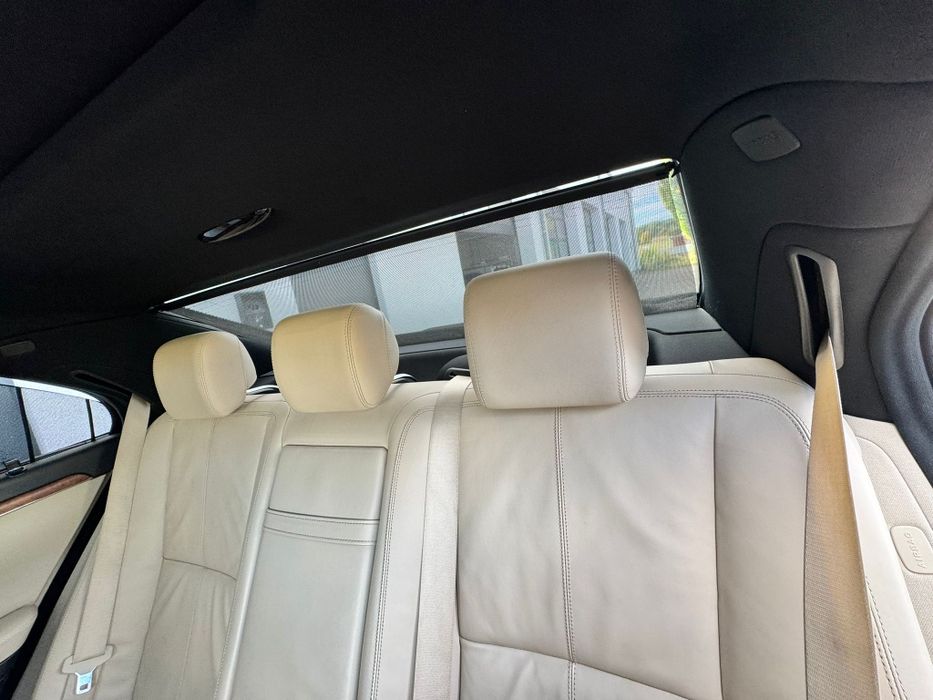 Продам Mercedes-Benz W221 S550