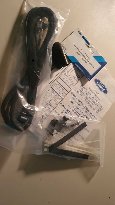 Kit de Antenna para Ford Fiesta/Escort 1996