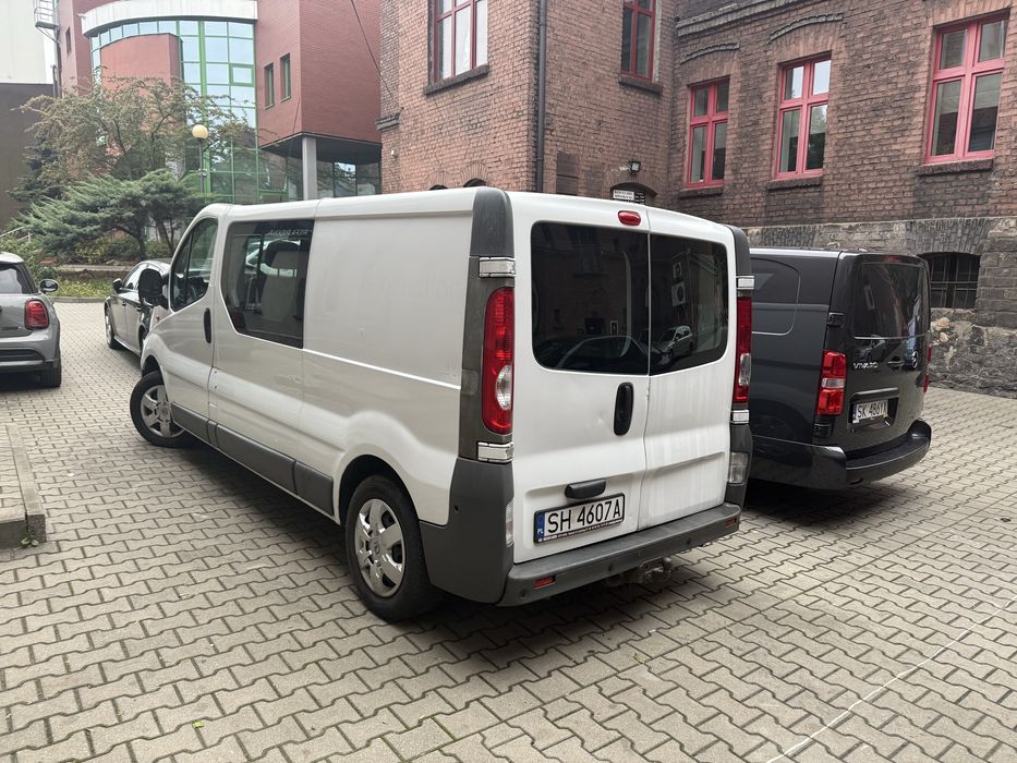 Renault Trafic 2.0 DCI 2006 rok 21900 NETTO VAT 23%