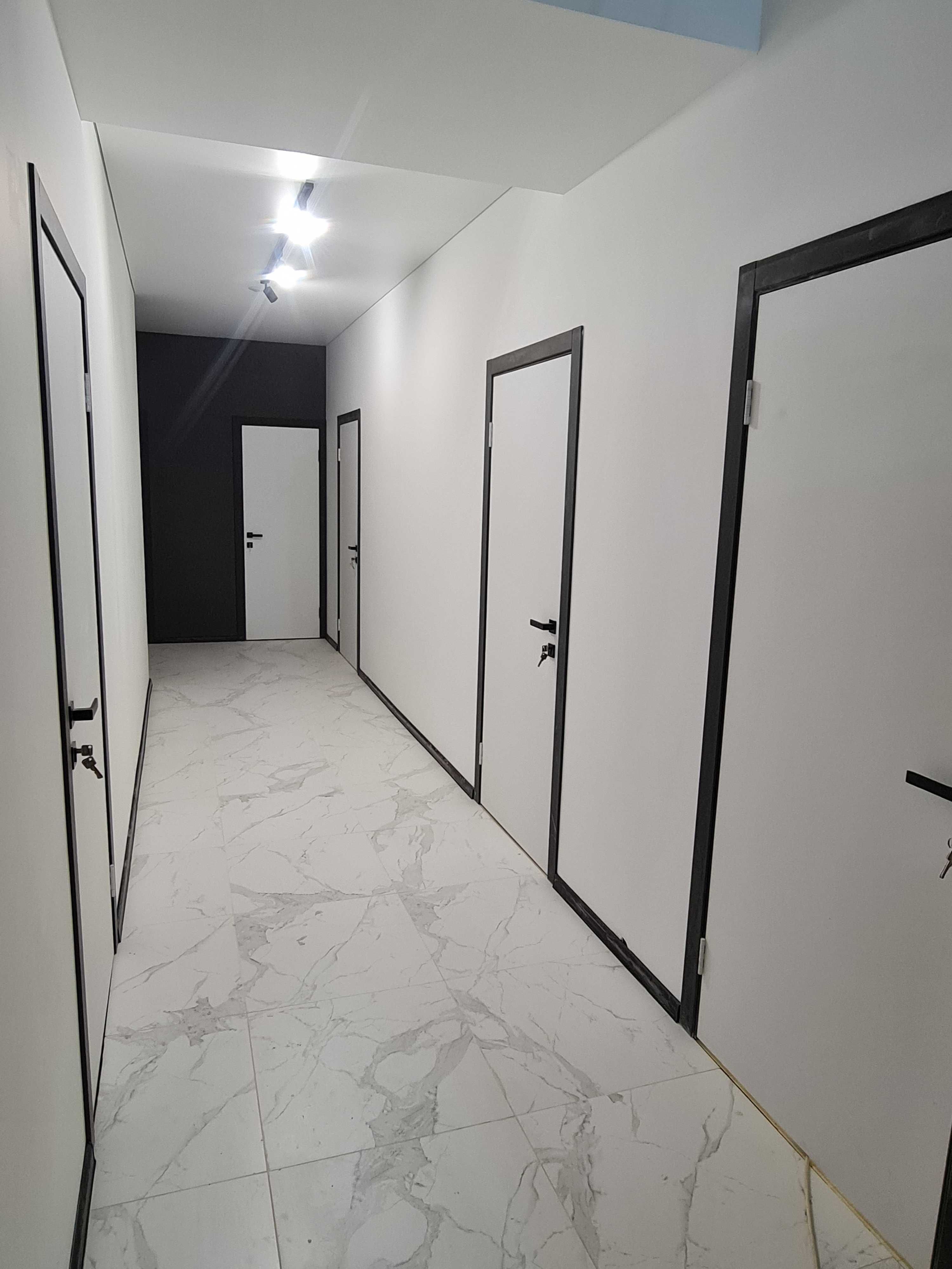 Продається офісні приміщення 242 м² у центрі Ужгода, офіс, комерція,