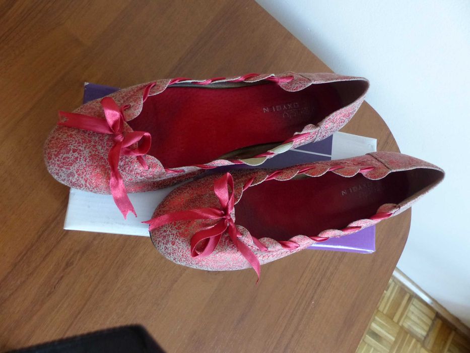 Baleriny czerwone 39