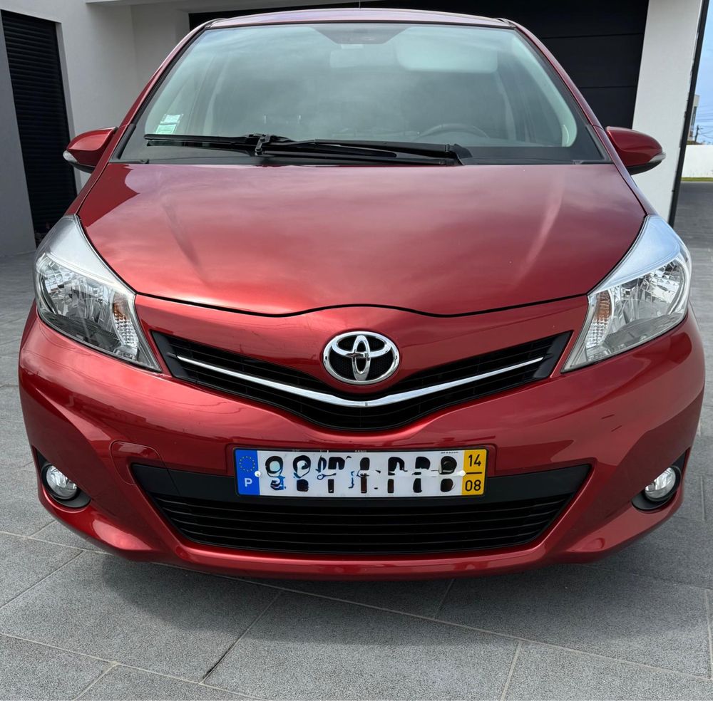 Toyota Yaris - Agosto 2014